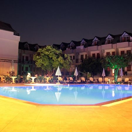 קמר Ares Hotel מראה חיצוני תמונה