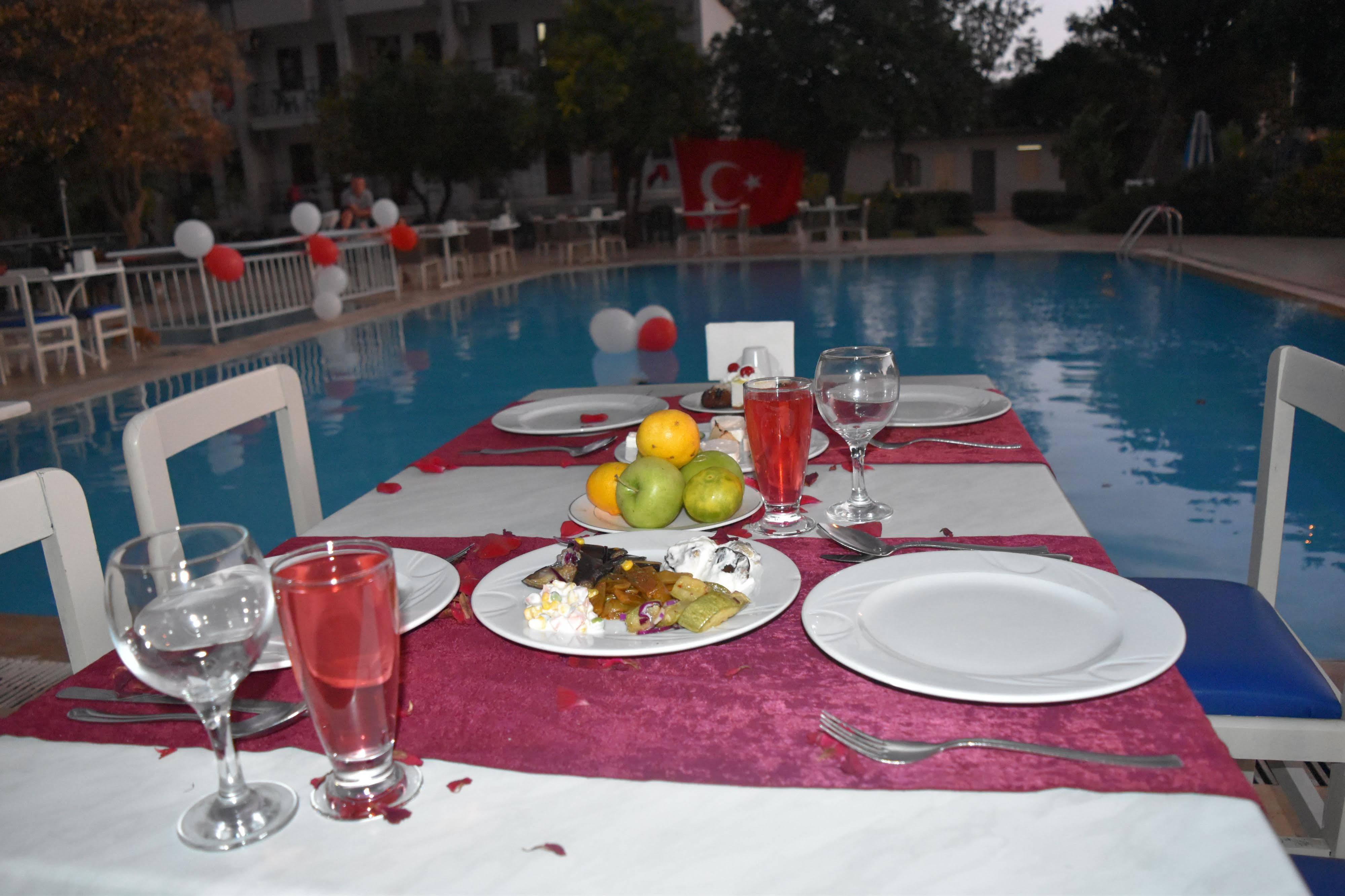 קמר Ares Hotel מראה חיצוני תמונה