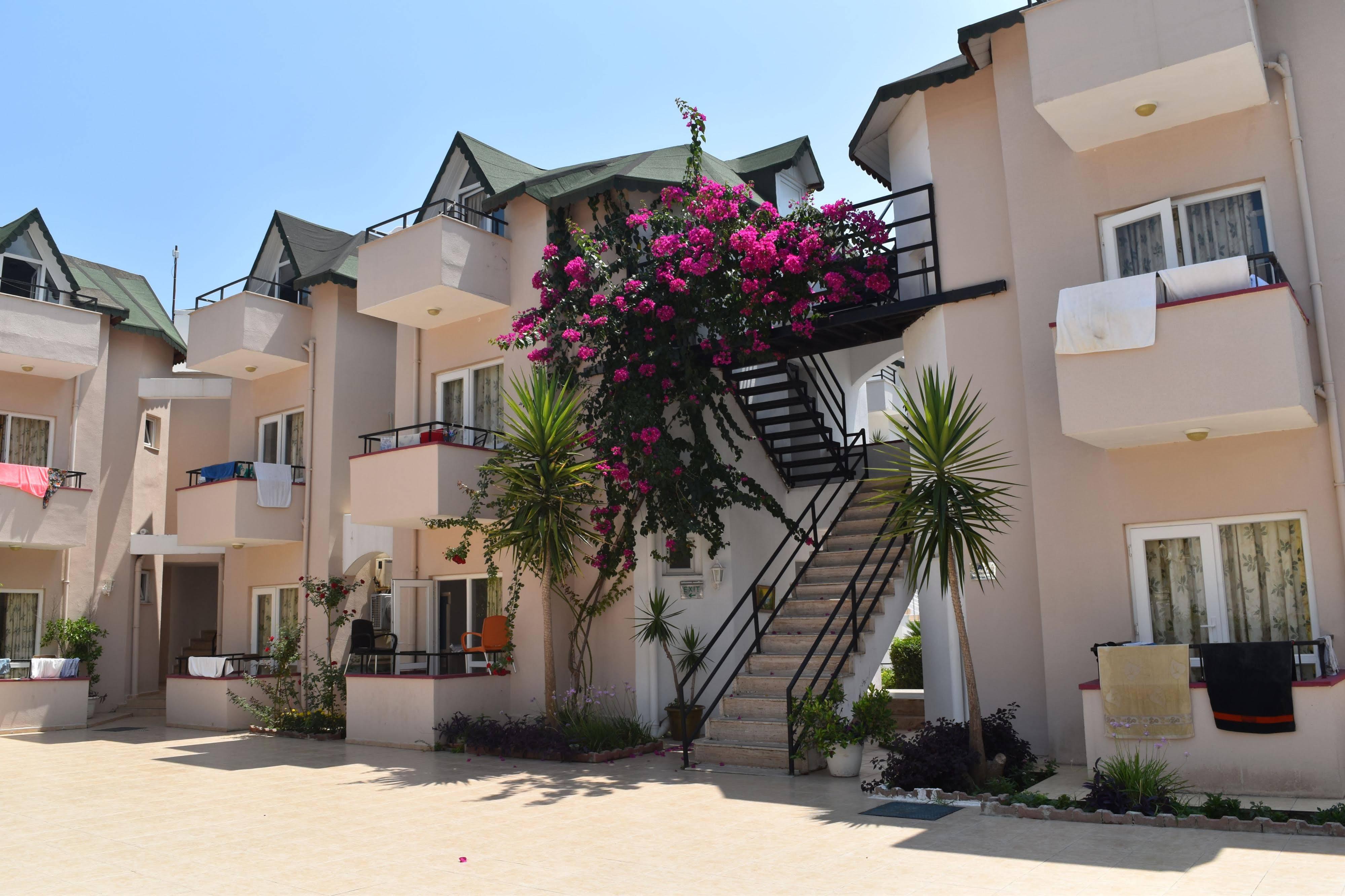 קמר Ares Hotel מראה חיצוני תמונה