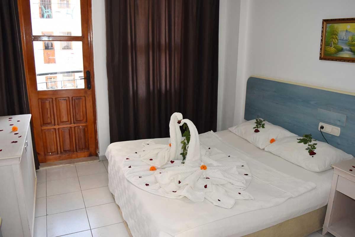 קמר Ares Hotel חדר תמונה