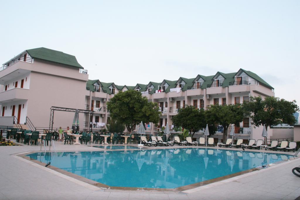 קמר Ares Hotel מראה חיצוני תמונה