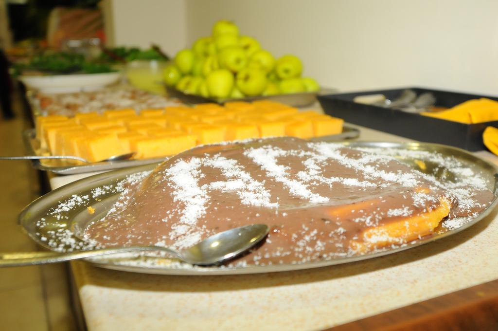 קמר Ares Hotel מראה חיצוני תמונה