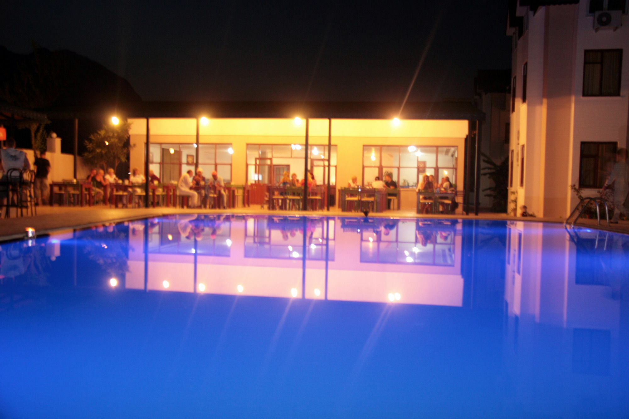 קמר Ares Hotel מראה חיצוני תמונה