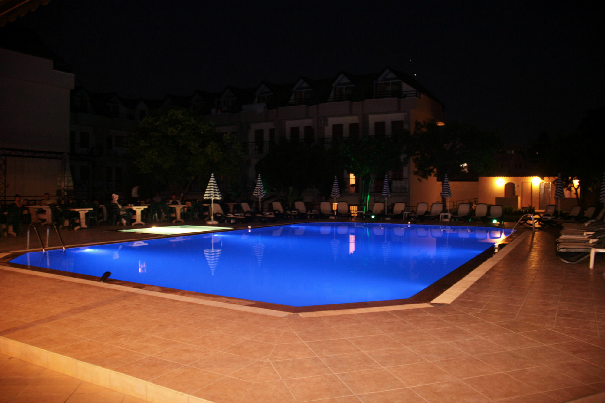 קמר Ares Hotel מראה חיצוני תמונה